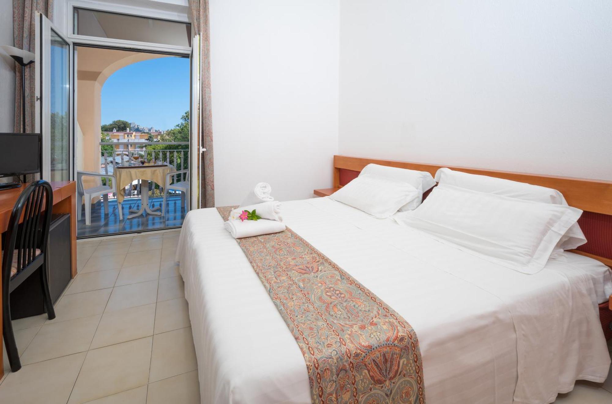 Hotel Regina Palace Terme Ischia Værelse billede
