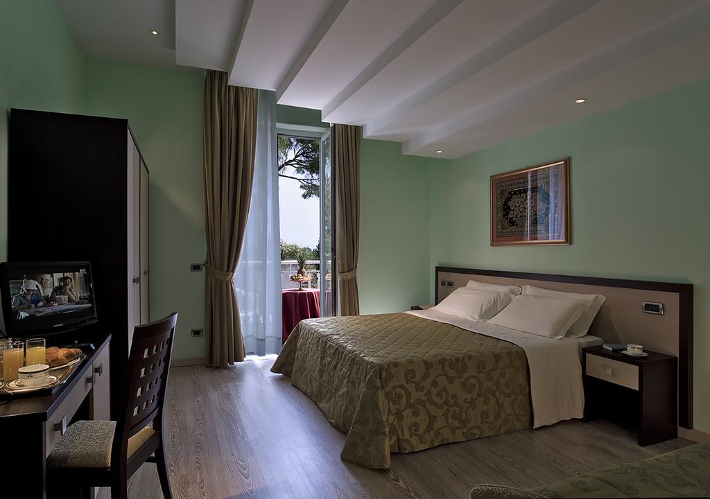 Hotel Regina Palace Terme Ischia Værelse billede